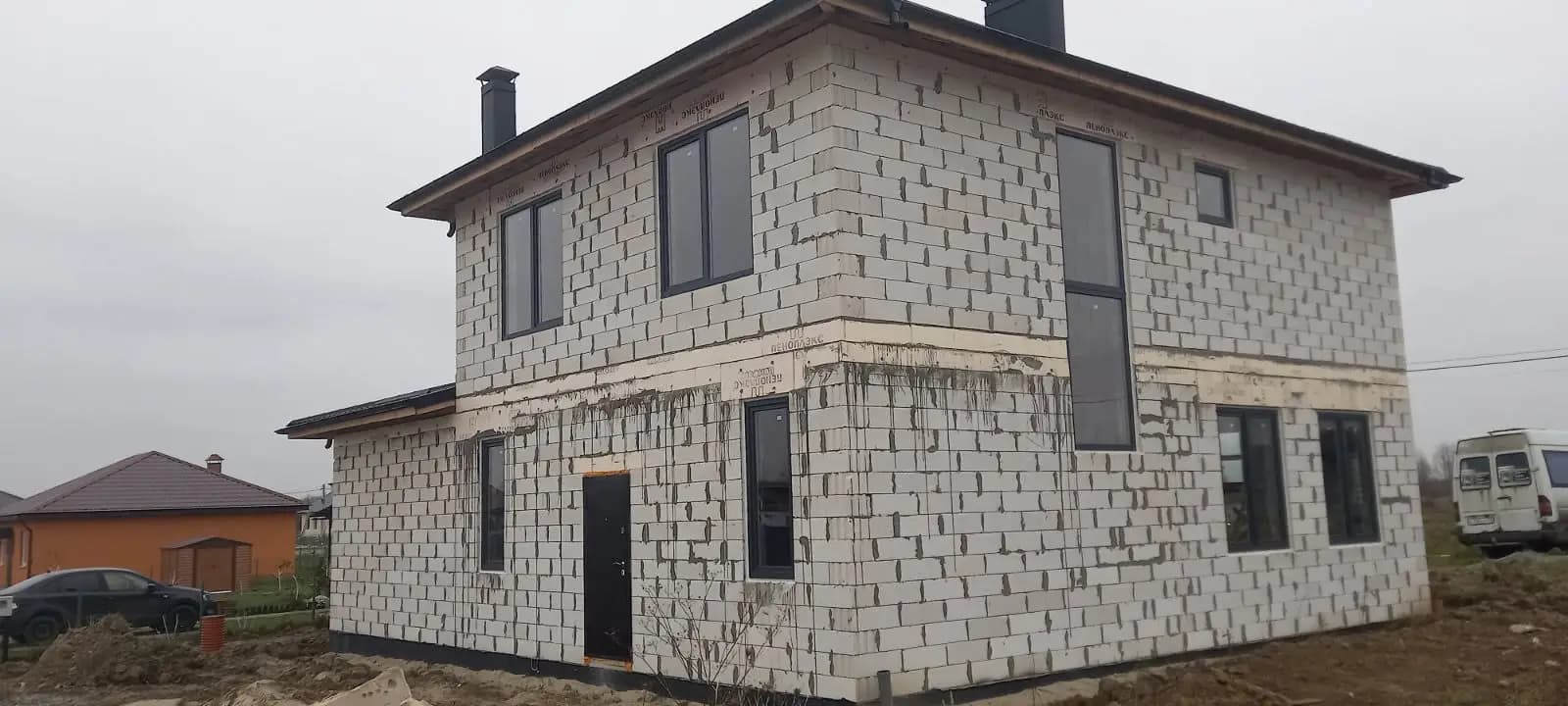 Комплексное остекление частного дома в посёлке Сосновка — ракурс 2